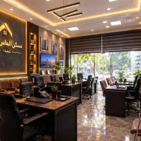 استخدام مشاور و ‌منشی با حقوق ثابت دراملاک