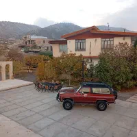 اجاره ویلا باغ به مساحت ۲۰۰۰متر