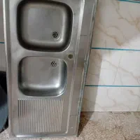 سینک ظرفشویی تمیز