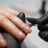 پنجاه درصد تخفیف کاشت/ترمیم+طراحی رایگان