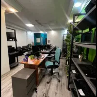 حسابدار و کارشناس فروش خانم