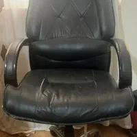 صندلی  بزرگ چرخدار اهرمی ارتفاع قابل تنظیم|مبلمان اداری|کرمانشاه, |دیوار