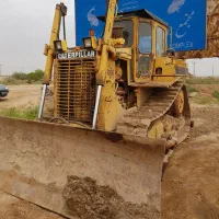 بلدوزر دی ۶ اچ چرخ مثلثی