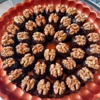 دسر قیصی و گردو دوپر