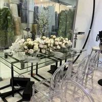میز شیشه ای تالار تشریفات عقد کریستال