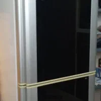 یخچال امرسان در شیشه ای