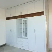 کمد دیواری سفیدبراق و لیون تیره قسطی باکس باکس