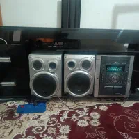 ظبط با باند سالم. و میز تلویزیون