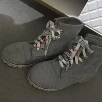 صندل وپوتین زنانه