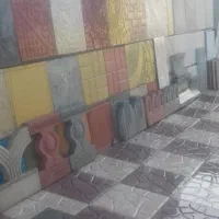 به یک گارگر ساده.. کارگر با حقوق خوب