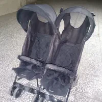 کالسکه دو قلو