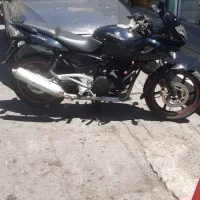 پالس ۲۲۰ مدل ۹۰