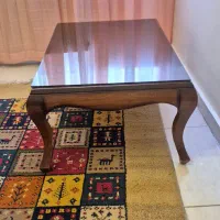 میز جلومبلی