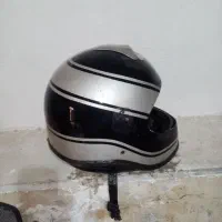 کلاه ایمنی معاوضه با کفترو مرغ