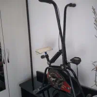 دوچرخه ثابت.