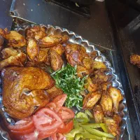 ساندویچ زن آشپز|استخدام خدمات فروشگاه و رستوران|تهران, لویزان|دیوار