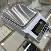 ترازوی and زرگری سه کیلویی