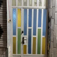 درب چوبی.آهنی. وکمددیواری وپنجره