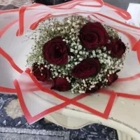 دسته گل رز طبیعی