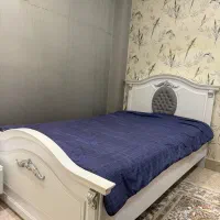 تخت و میزآیینه|تخت و سرویس خواب|تهران, گلستان (شهرک راه آهن)|دیوار