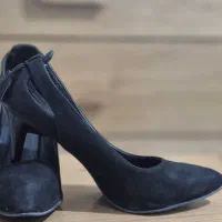 کفش سایز ۳۹