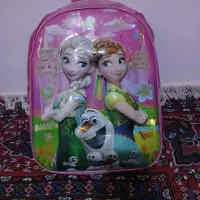 یک عدد کیف دخترانه به فروش میرسد