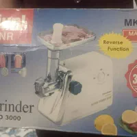 تعدادی لوازم خانگی چرخ گوشت،همزن،اسیاب کن