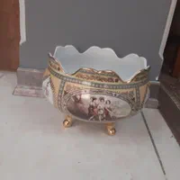 دکوری وپذیرایی فلورانس اصل|کلکسیون اشیاء عتیقه|ری, شهید غیوری (ابن باویه)|دیوار