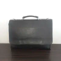 کیف چرم طبیعی برند گارد دارای قفل رمزدار|کیف، کفش، کمربند|رودهن, |دیوار