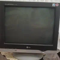 دو عدد مانیتور قدیمی LG
