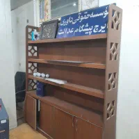 کتابخانه بزرگ و سالم و تمیز