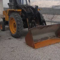 تراکتور رومانی بیل عقب