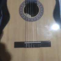 گیتار والنسیا