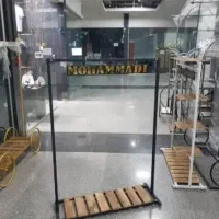 ثلاث هرم رخت بند مانکن دار پیشخوان۷۴