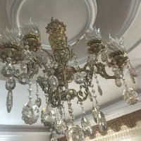 یک عدد لوستر نو سه شاخ برنز