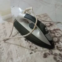 اتو بخار جنس خوب یک و سیصد