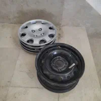 تعدادی وسایل ماشین