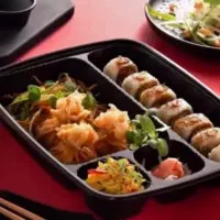 کمک آشپز،پیک موتوری، کارگر ساده برای پرند