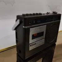 رادیو ظبط سونی قدیمی|کلکسیون اشیاء عتیقه|قرچک, میرزائی شمالی|دیوار