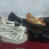 پنج جفت کفش +دو جفت پوت زنانه و یک جفت مردانه|کیف، کفش، کمربند|سنقر, |دیوار