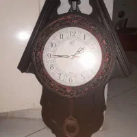 ساعت پاندول دار در حد نو کاملا سالم با اشانتیون