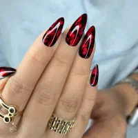 آموزش کاشت ناخن و طراحی تخصصی