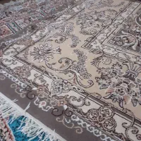 قالی زردرنگ