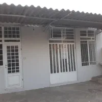 اجاره ویلایی بادوحیاط بزرگ برای مسکونی وآموزشگاه
