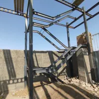 جوشکاری اسکلت سرویس پله نبشی نما رومی برشکاری