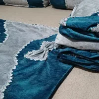 رو بالشت و ۴ تا بالشت شکلاتی|رختخواب، بالش، پتو|ارومیه, |دیوار