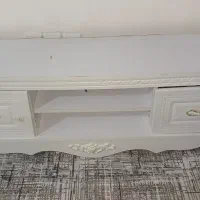 میز تلویزیون سفید