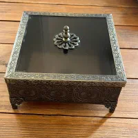 شکلات خوری برنجی