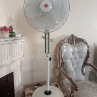 پنکه پارس خزر ایستاده