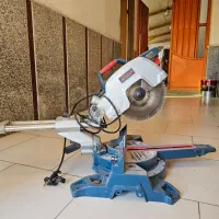 فارسی بر|ابزارآلات|سلماس, |دیوار